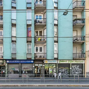 Easylife - Moderno Rifugio In Zona Bocconi , Milano Italia